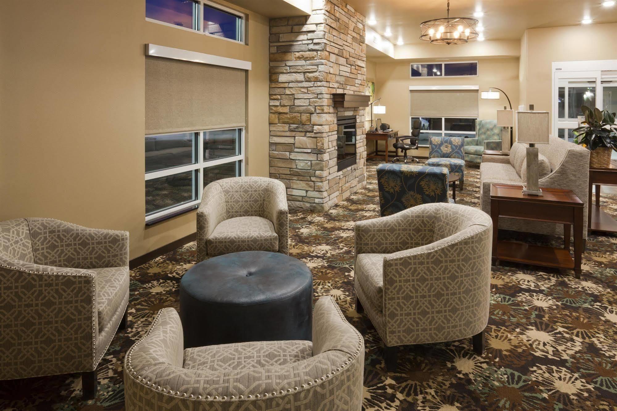 Grandstay Hotel & Suites Valley City Εξωτερικό φωτογραφία