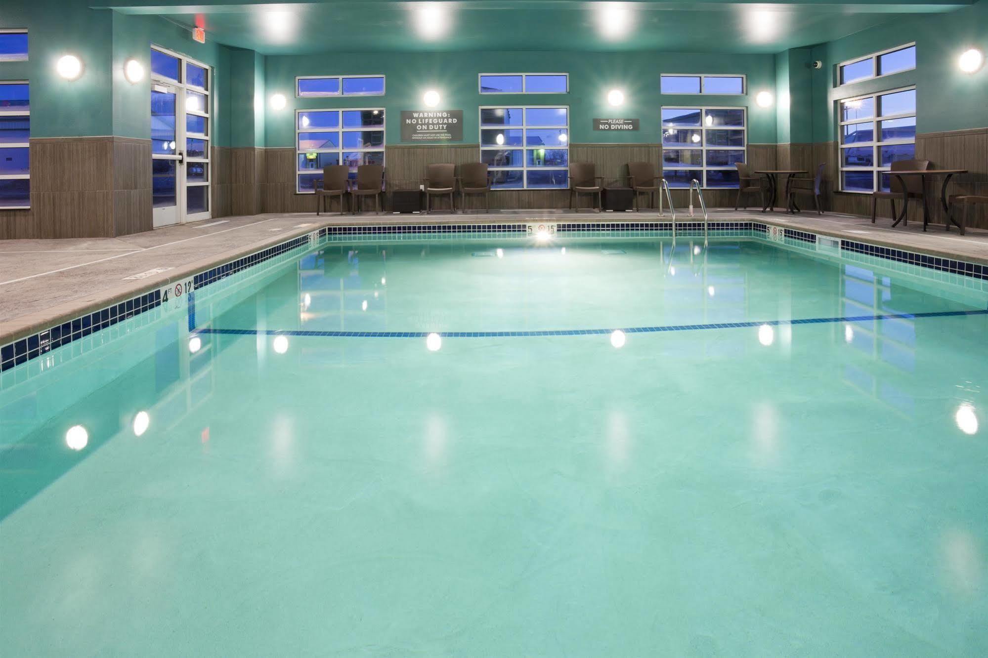 Grandstay Hotel & Suites Valley City Εξωτερικό φωτογραφία